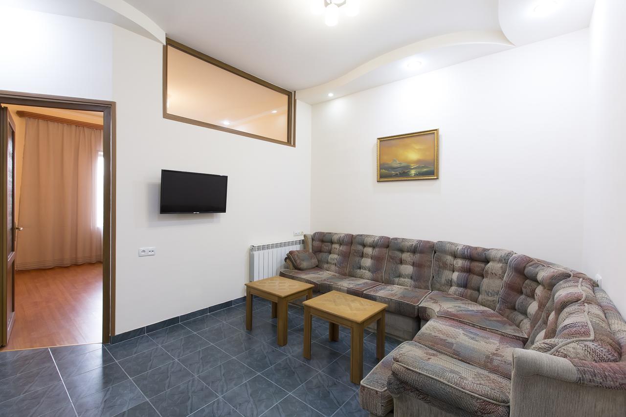 Umba Apartment N1 - 2 Bedrooms Erevan Exterior foto